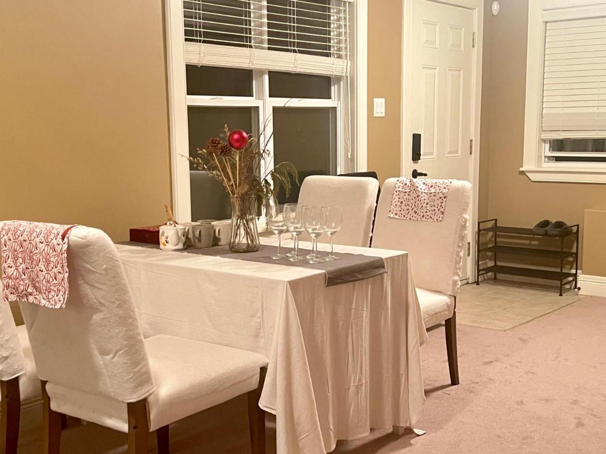 Cozy And Stylish Entire Suite In ハリファックス エクステリア 写真
